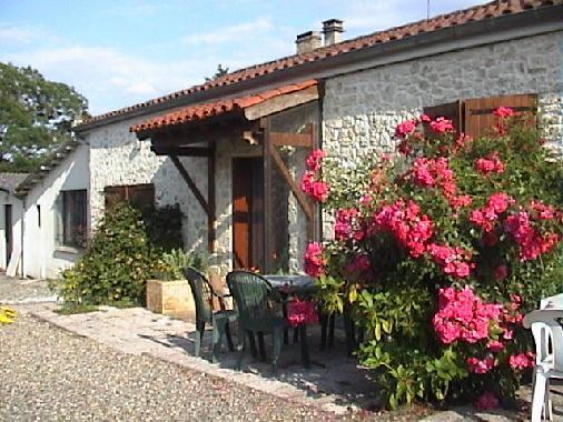 Domaine De Poudos Bed and Breakfast Auterive  Eksteriør billede